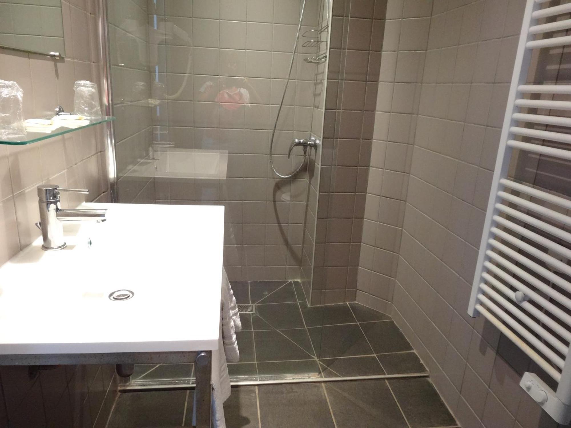 Logis Hotel Des Portes De Meuse Pagny-sur-Meuse Room photo