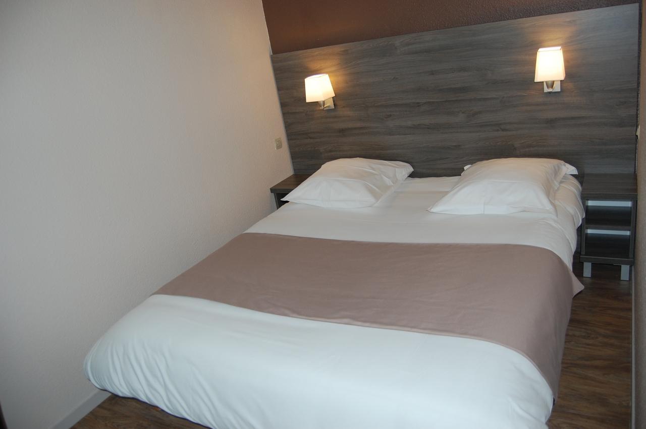 Logis Hotel Des Portes De Meuse Pagny-sur-Meuse Room photo