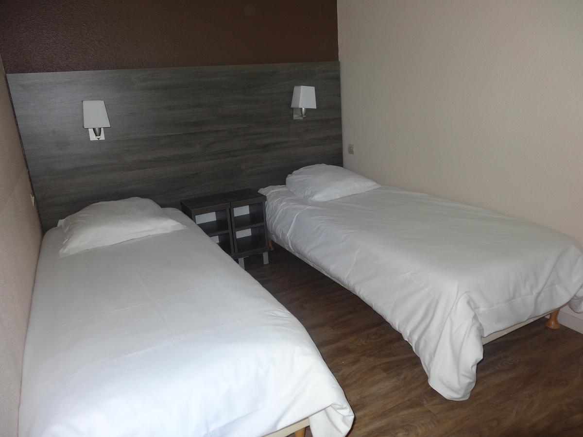 Logis Hotel Des Portes De Meuse Pagny-sur-Meuse Room photo